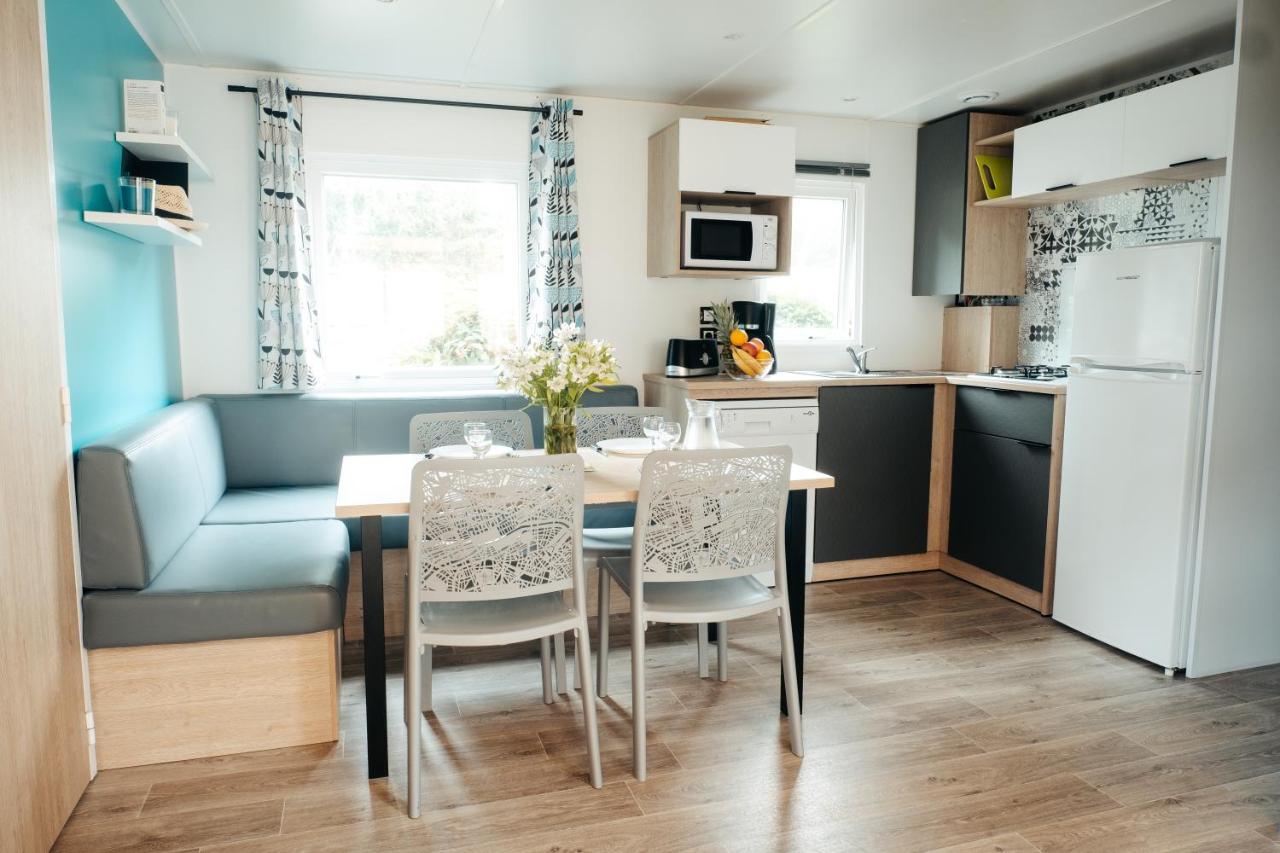 Mobil Homes Xxl2 4 Chambres - Camping Le Ranch Des Volcans Châtel-Guyon Exterior photo
